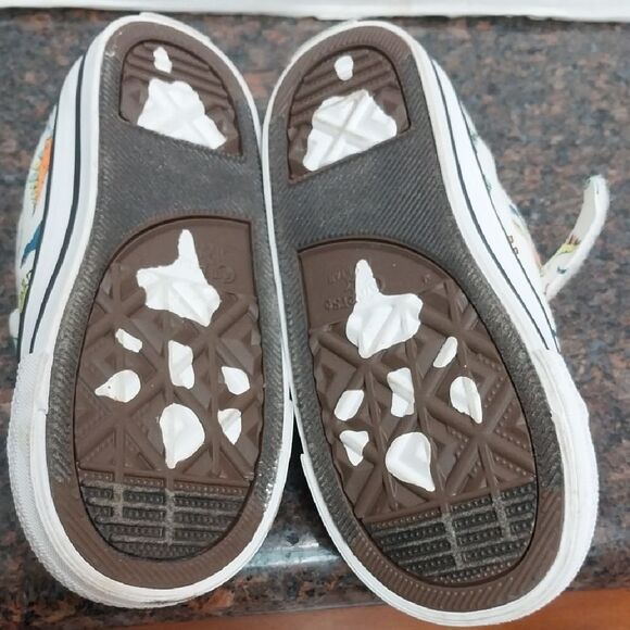 Keds Blue and White Canvas Sneakers with "Dinoverse" Print...T9...EUC. - Picture 4 of 6